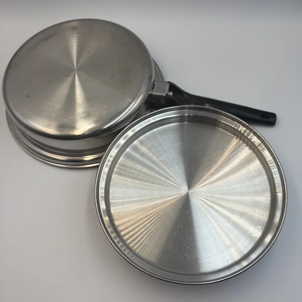Ekco EHP 5-ply Alcore Aluminum Core Stainless Steel 9